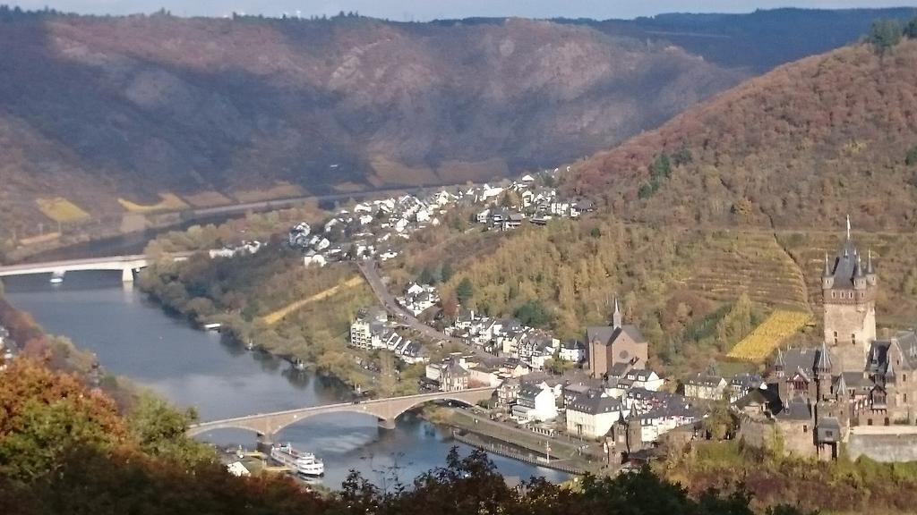 Ferienwohnungen Am Bruttiger Moselsteig المظهر الخارجي الصورة